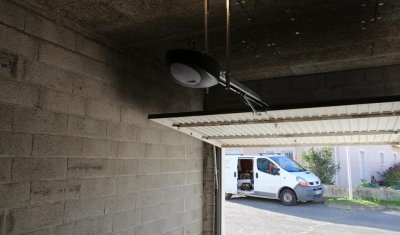 Installation de motorisation d'une porte de garage à Annonay 